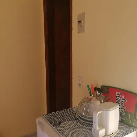 νεα ζωη *